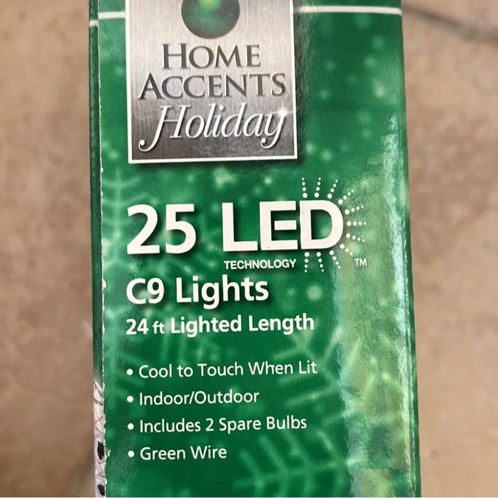 🦃 HOME ACCENTS 25 COUNT LED C9 COOL WHITE HOLIDAY LIGHTS